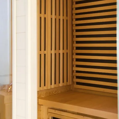 L'atoll - Balneo - Sauna - Video Projecteur Feriehus Clécy